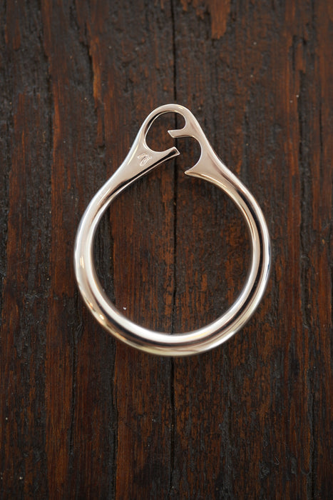 AXEP<br>HOOP/L<br>in SILVER