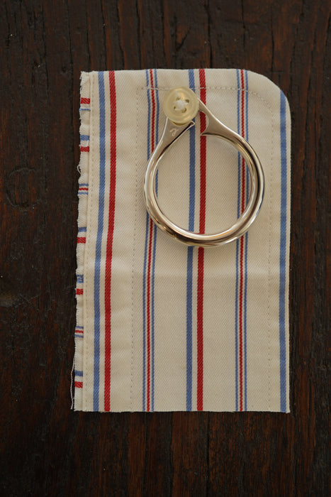 AXEP<br>HOOP/L<br>in SILVER