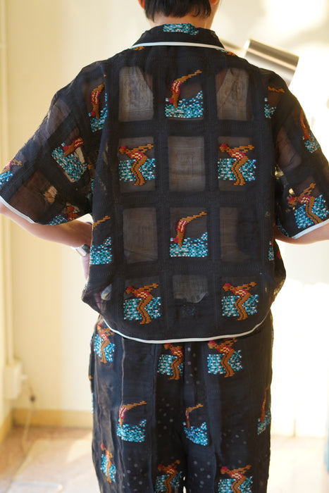JONNLYNX<br>swimming girl shirts<br>black <br> <br>SOLD OUT