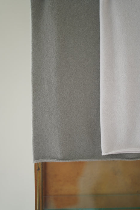 EXTREME CASHMERE<br>n°8 belt<br>in BEAN