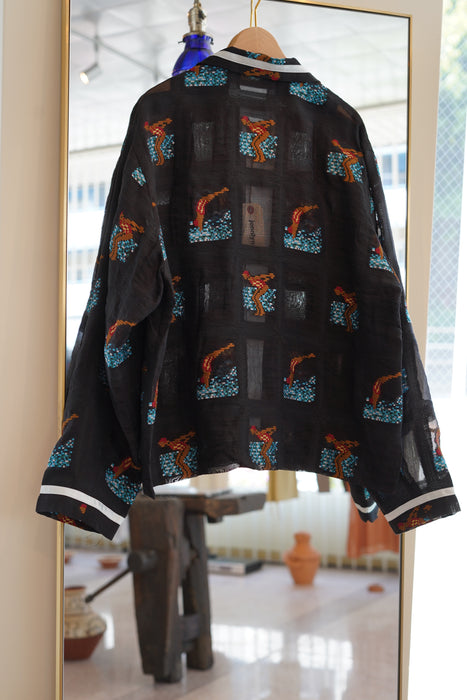 JONNLYNX<br>swimming girl big shirts<br> <br>SOLD OUT