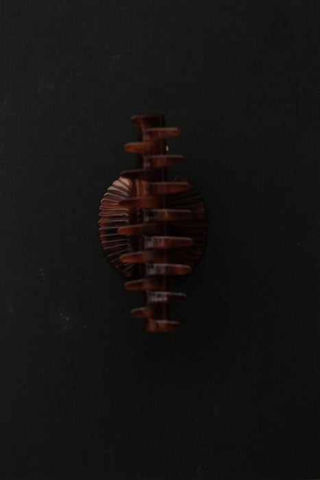SOPHIE BUHAI<br>FAN SHELL CLAW