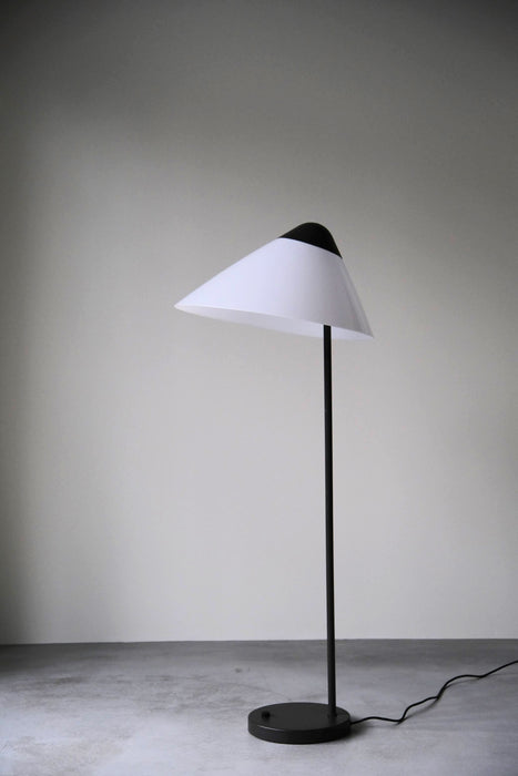 HANS J. WEGNER<BR>OPALA FLOOR LAMP