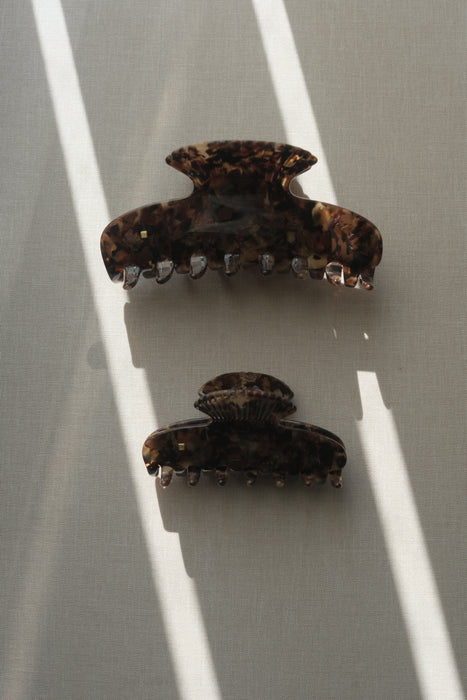 SOPHIE BUHAI<br>FAN SHELL CLAW<br>ECAILLE