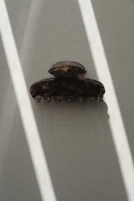 SOPHIE BUHAI<br>SMALL FAN SHELL CLAW<br>ECAILLE