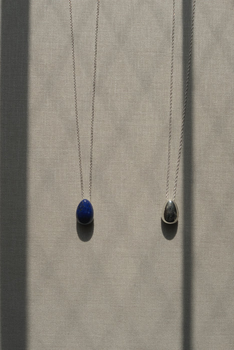 SOPHIE BUHAI<br>TINY EGG PENDANT<BR>LAPIS