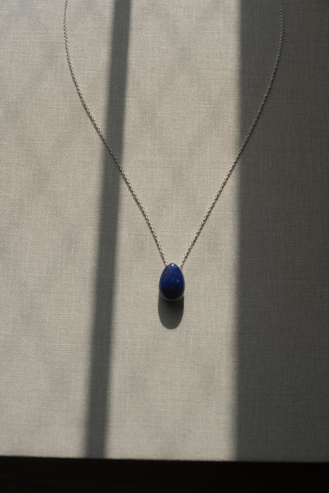 SOPHIE BUHAI<br>TINY EGG PENDANT<BR>LAPIS