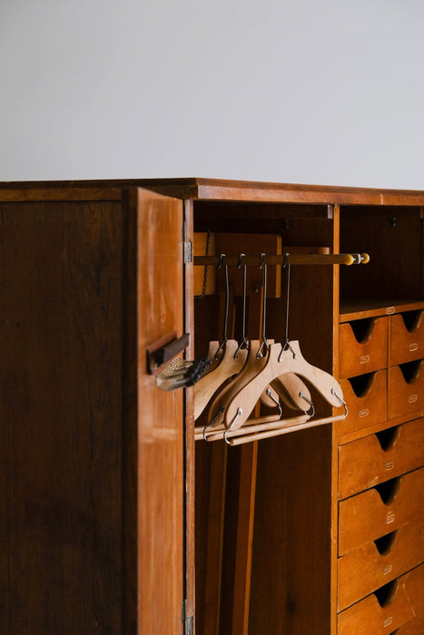LE CORBUSIER<BR>WARDROBE<BR><BR>SOLD OUT