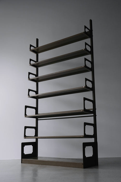 STRAFOR BOOK SHELF<BR><BR>SOLD OUT
