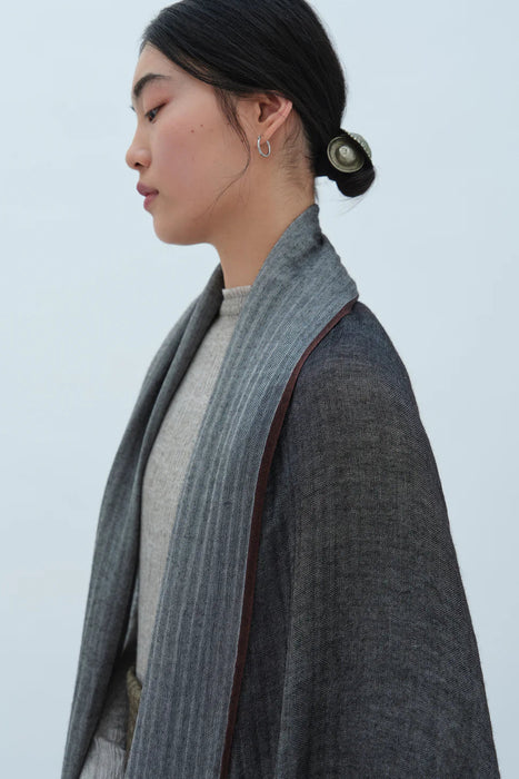 NORLHA<br>FEATHER RAIN SHAWL