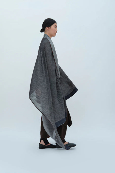 NORLHA<br>FEATHER RAIN SHAWL