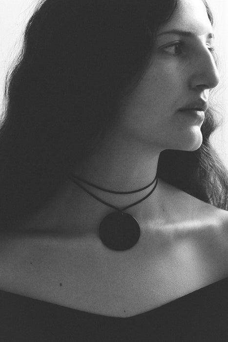SOPHIE BUHAI<br>MEDIUM FULL MOON PENDANT<br>IN ONYX