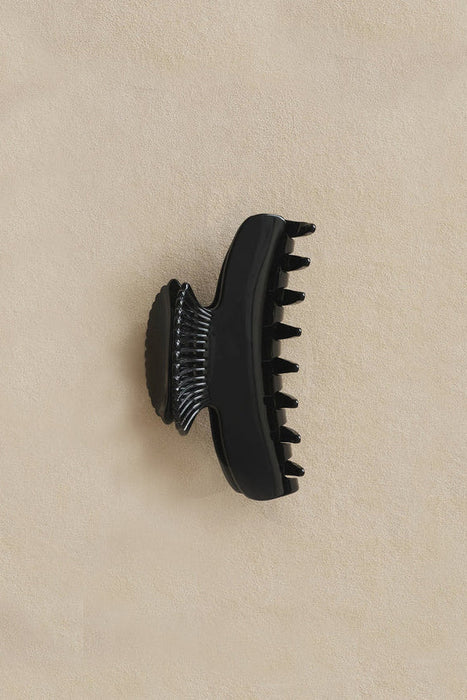 SOPHIE BUHAI<br>FAN SHELL CLAW <br>Noir