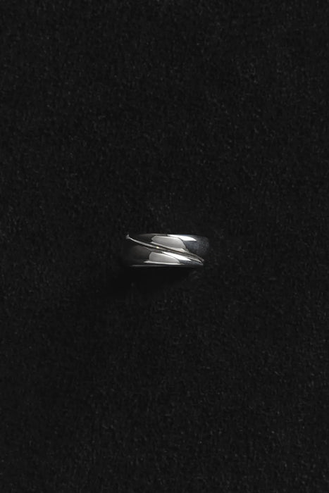 SOPHIE BUHAI<br>LARGE WINDING RING