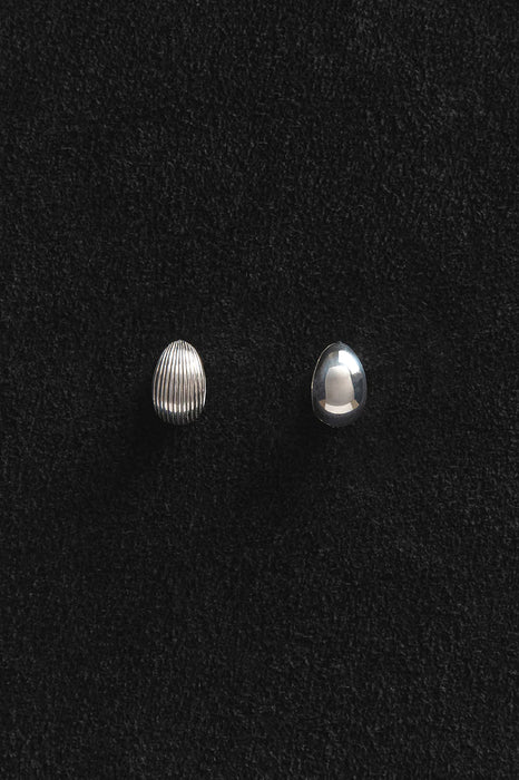 SOPHIE BUHAI<br>REVERSIBLE HINGED HOOPS<br><br>SOLD OUT
