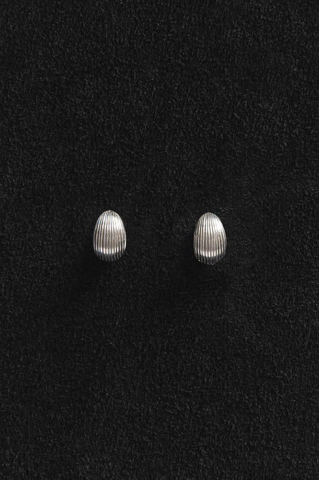 SOPHIE BUHAI<br>REVERSIBLE HINGED HOOPS<br><br>SOLD OUT