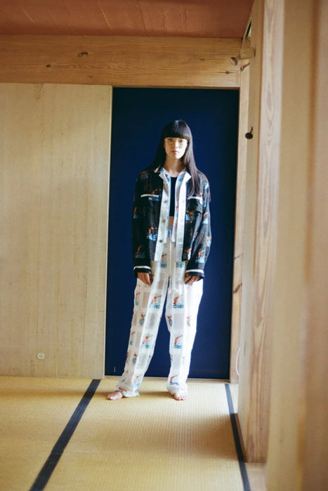 JONNLYNX<br>swimming girl big shirts<br> <br>SOLD OUT