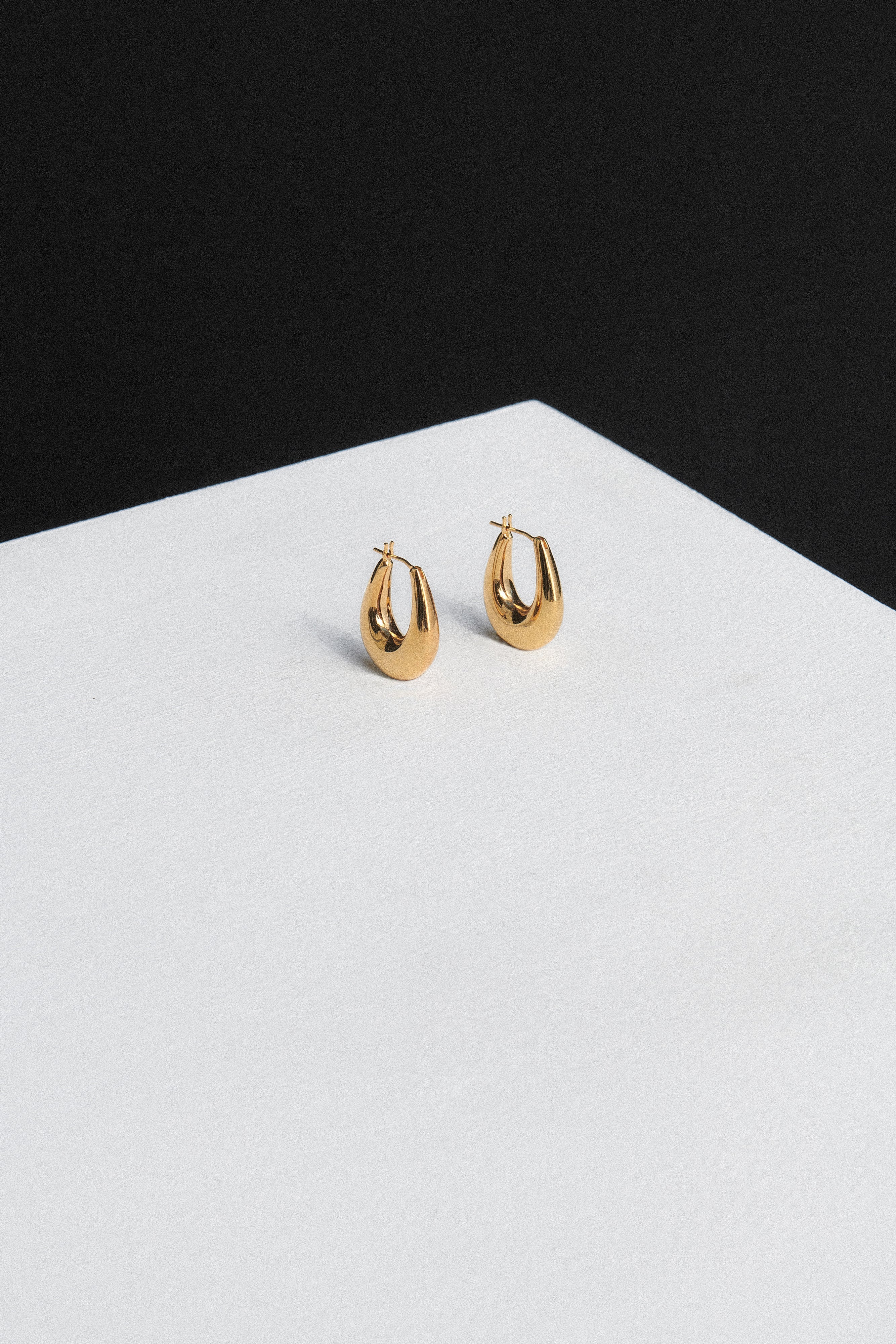 2024春大特価セール！ SOPHIE BUHAI PORT – HOOPS ETRUSCAN GOLD SMALL アクセサリー