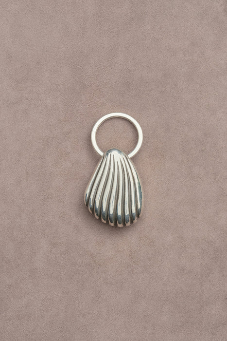 SOPHIE BUHAI<br>Coquille Keychain