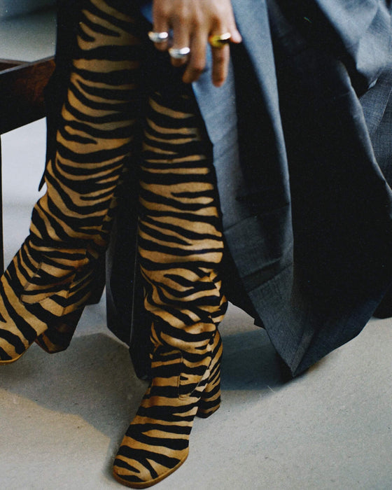 MARYAM NASSIR ZADEH<BR>ARCHIVES<BR><BR>ROMA BOOT ZEBRA