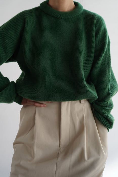 CRISTASEYA<br>PADDED COLLAR CASHMERE SWEATER<br>in GREEN