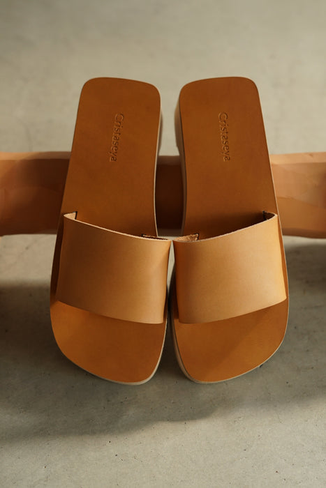 CRISTASEYA<br>CLOGS