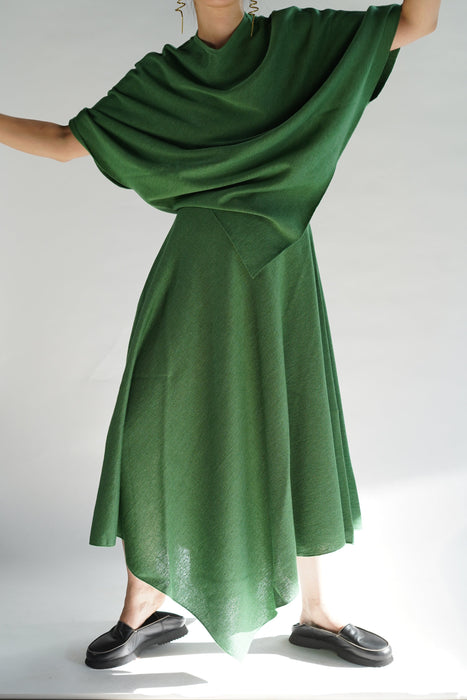 CRISTASEYA<br>DIAMANTE SKIRT<br>in GREEN