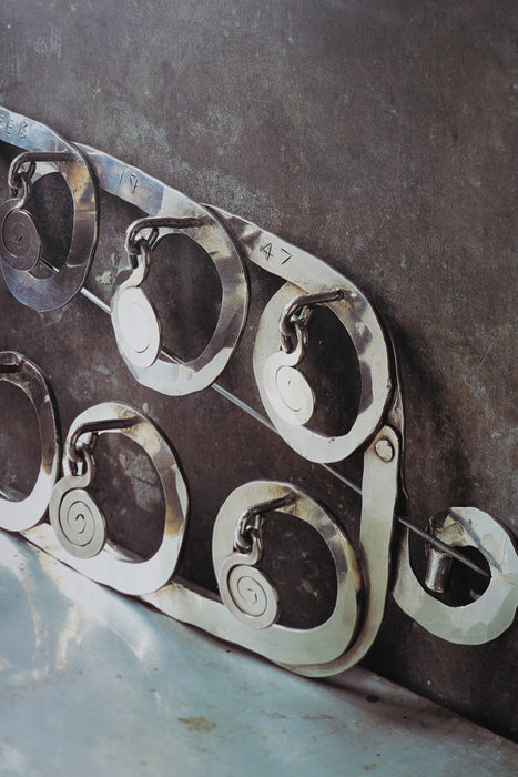 ALEXANDER CALDER<br>JEWELRY BOOK/ HC