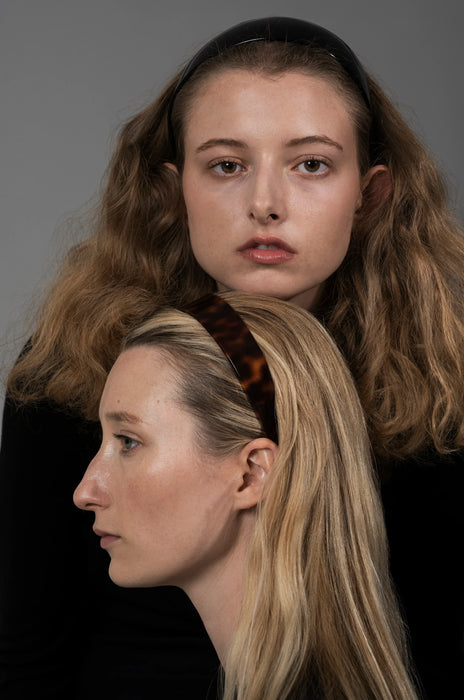 SOPHIE BUHAI<br>THIN BESSETTE HEADBAND<br>TORT